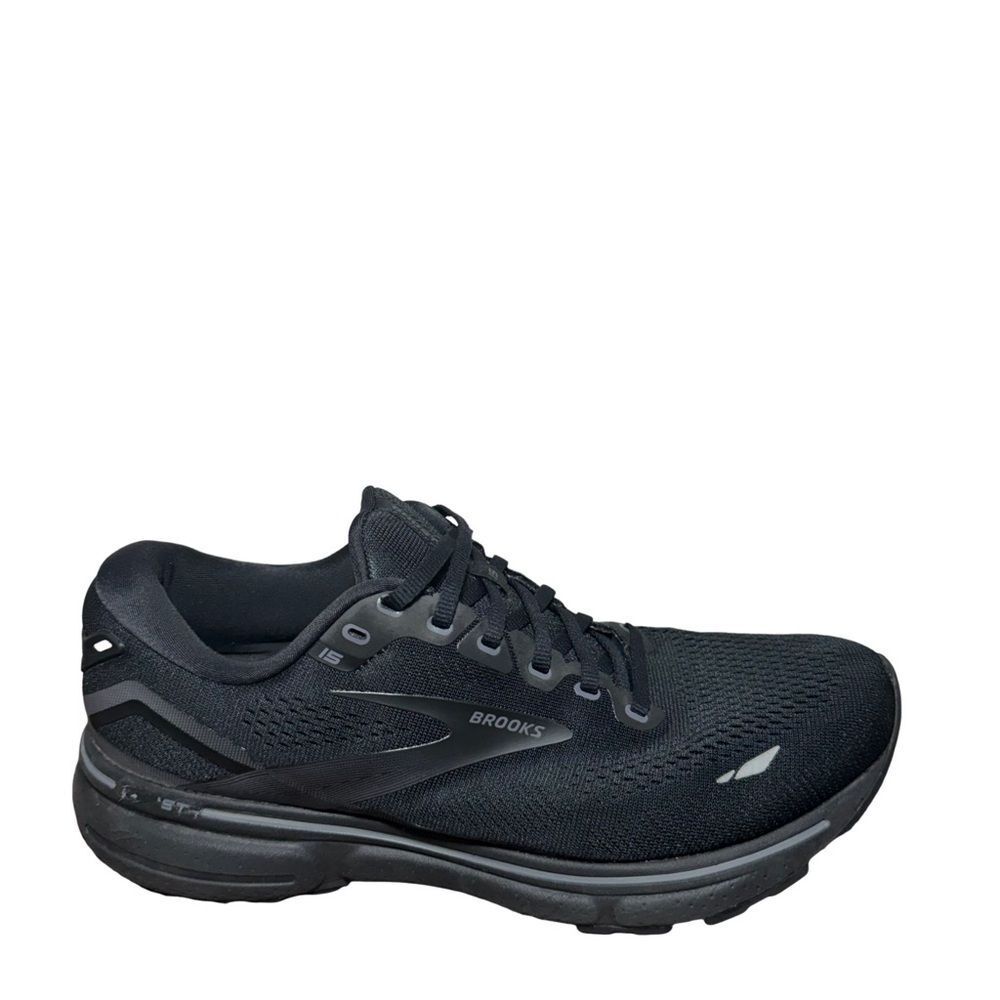 Brooks women’s black ghost 15 Running Shoes size 11